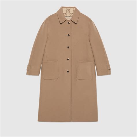 Reversible GG wool coat in camel and beige 